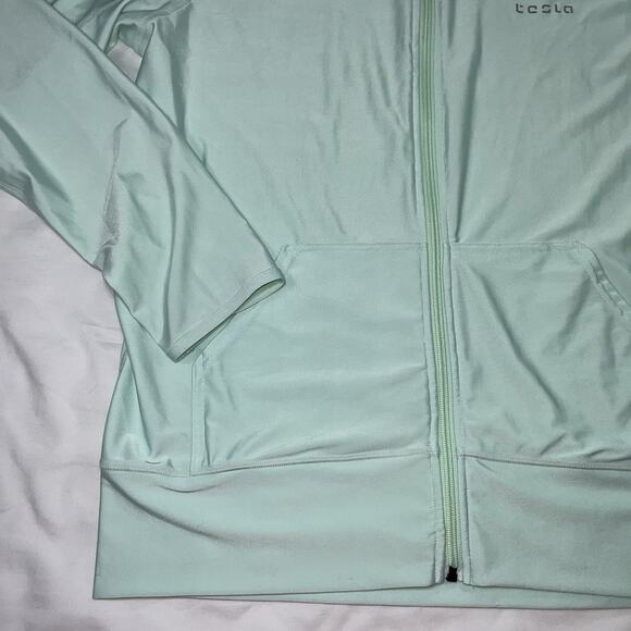 TESLA Jacket Women Size XL Green Running Hooded Thumb Holes Full Zip Lightweight - Picture 3 of 16